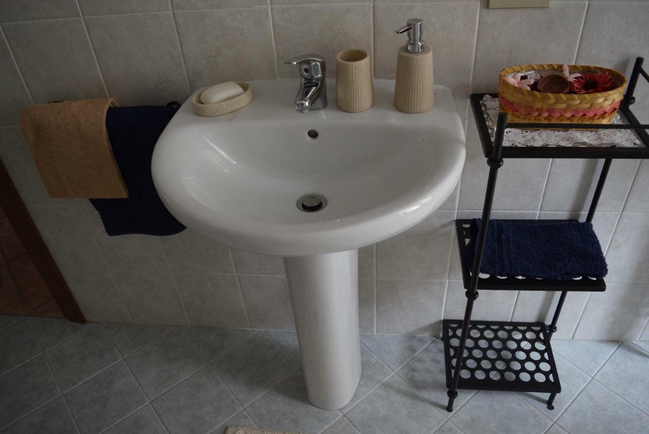 Le Quare Apartment กราเวลโลนาโตเช ภายนอก รูปภาพ